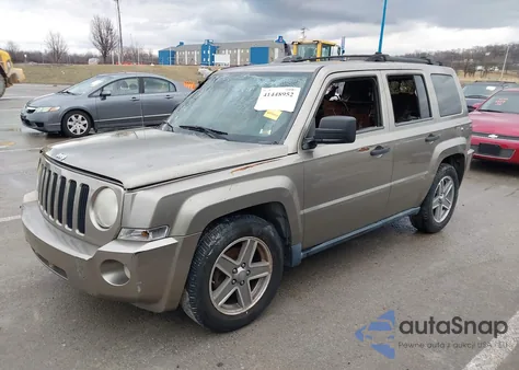 2007 Jeep Patriot Sport z USA, uszkodzony, nr VIN 1J8FF28W77D312003